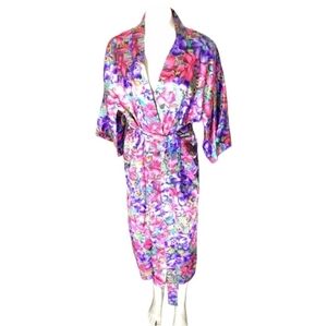 California Dynasty Vintage Woman's Robe EUC size medium